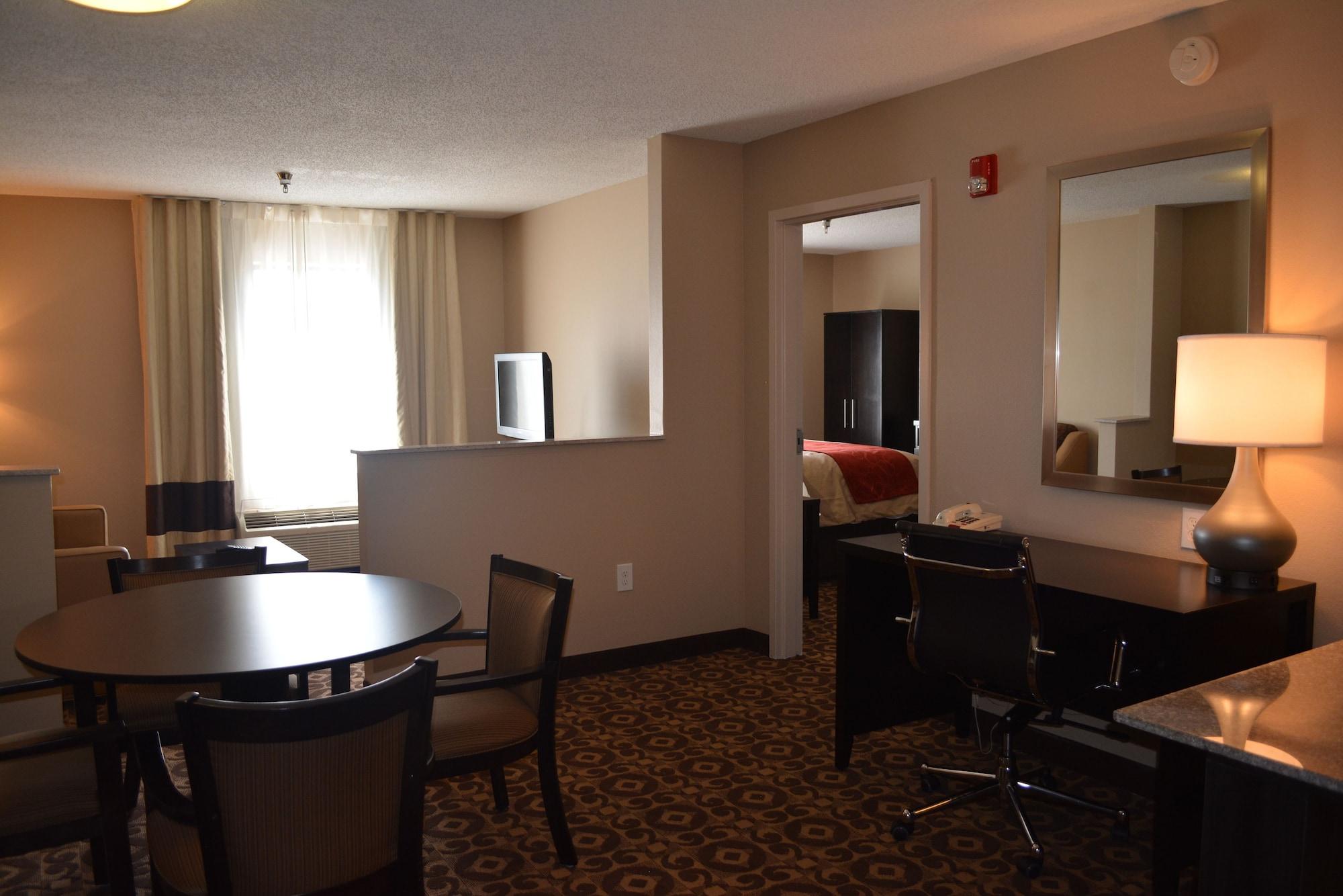 Comfort Inn & Suites Trussville I-59 Exit 141 Dış mekan fotoğraf