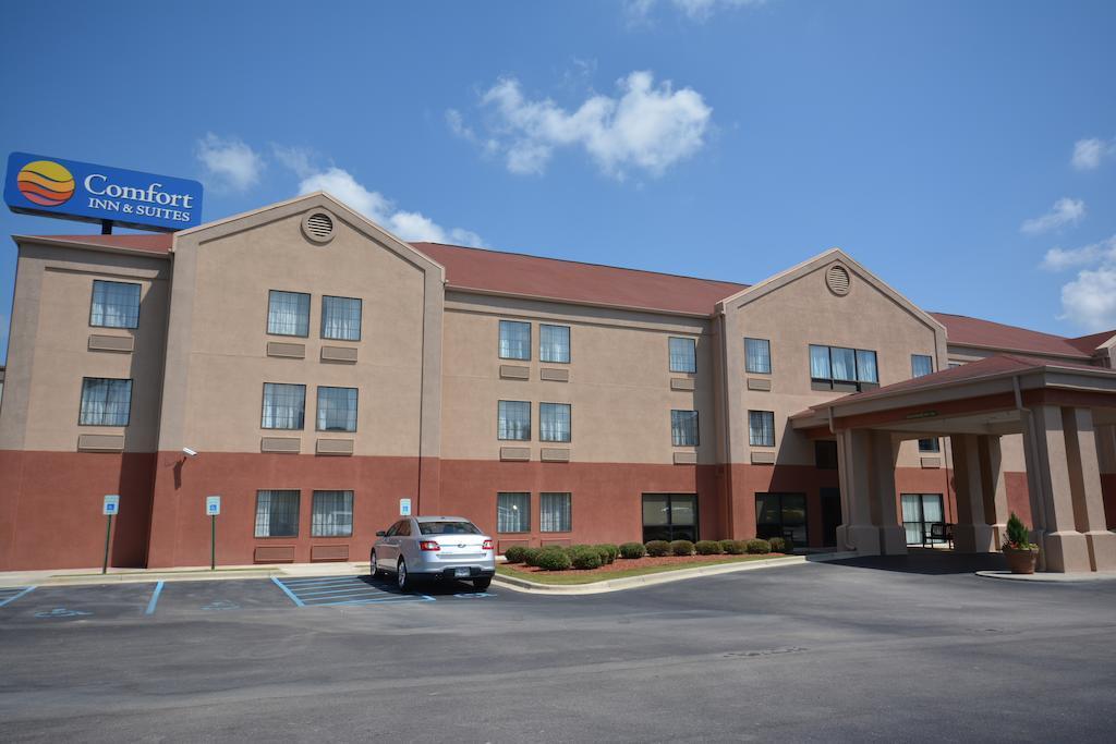 Comfort Inn & Suites Trussville I-59 Exit 141 Dış mekan fotoğraf