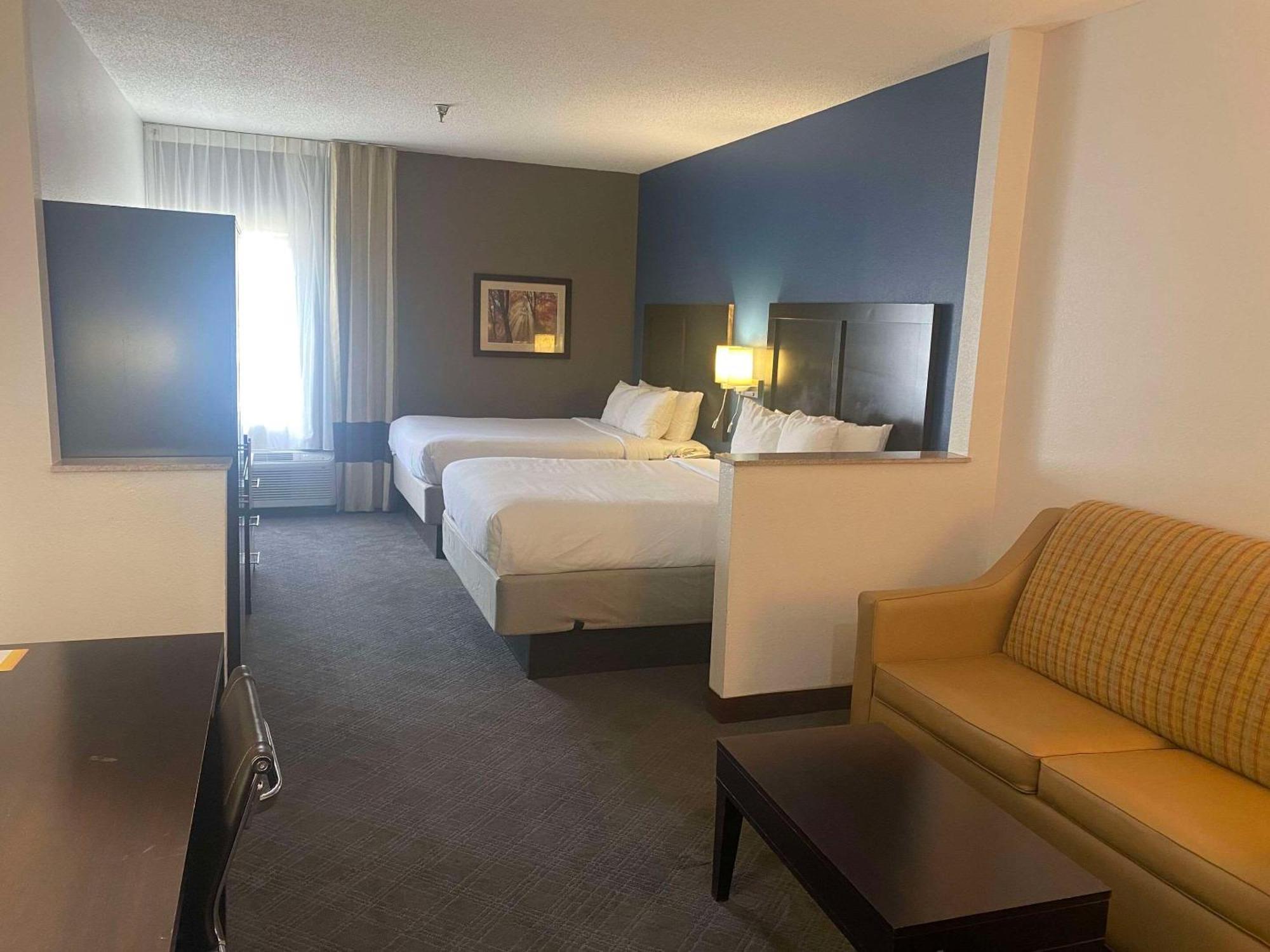 Comfort Inn & Suites Trussville I-59 Exit 141 Dış mekan fotoğraf