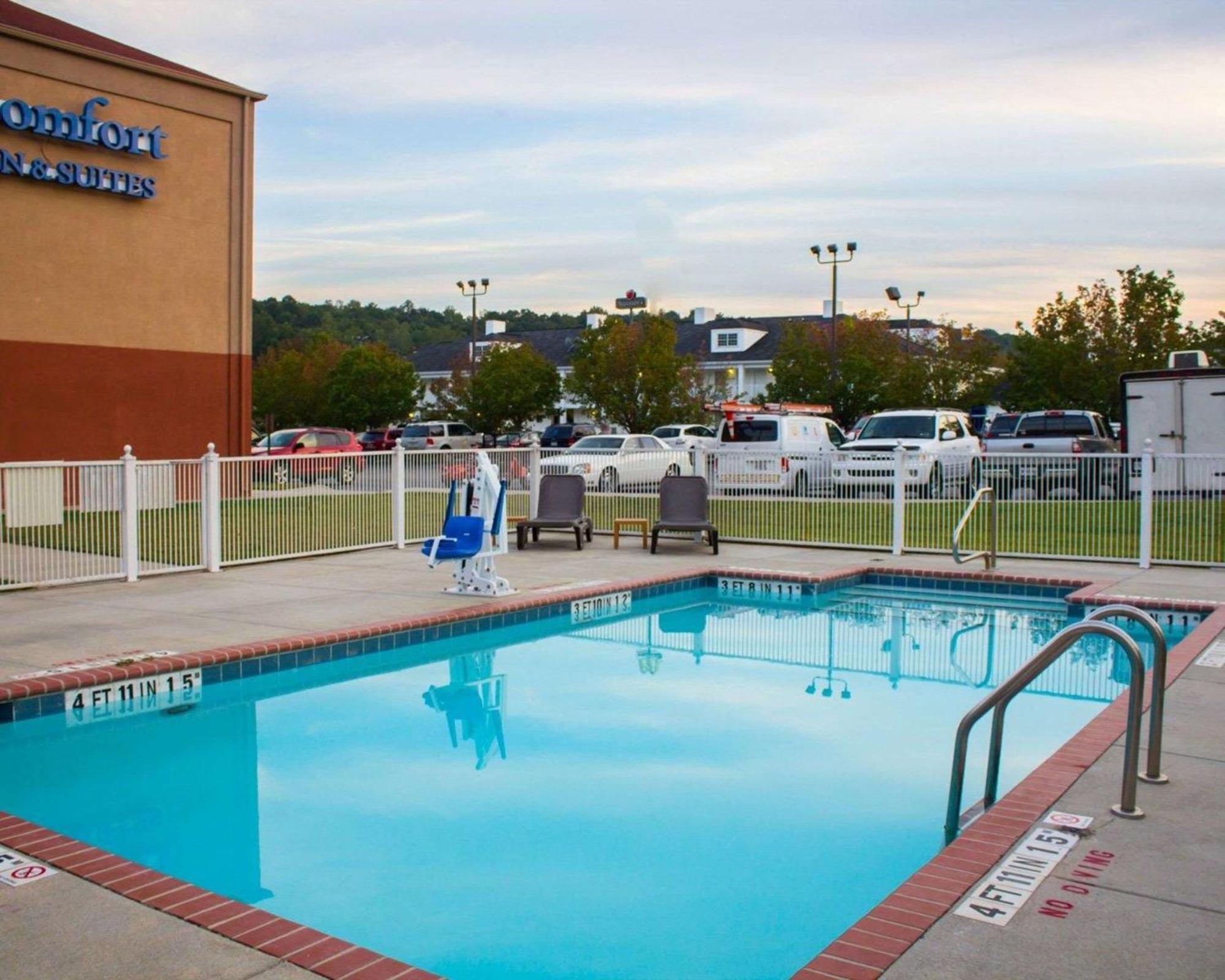 Comfort Inn & Suites Trussville I-59 Exit 141 Dış mekan fotoğraf